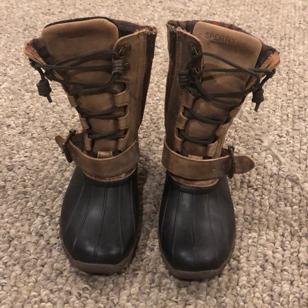 Women’s sperry boots